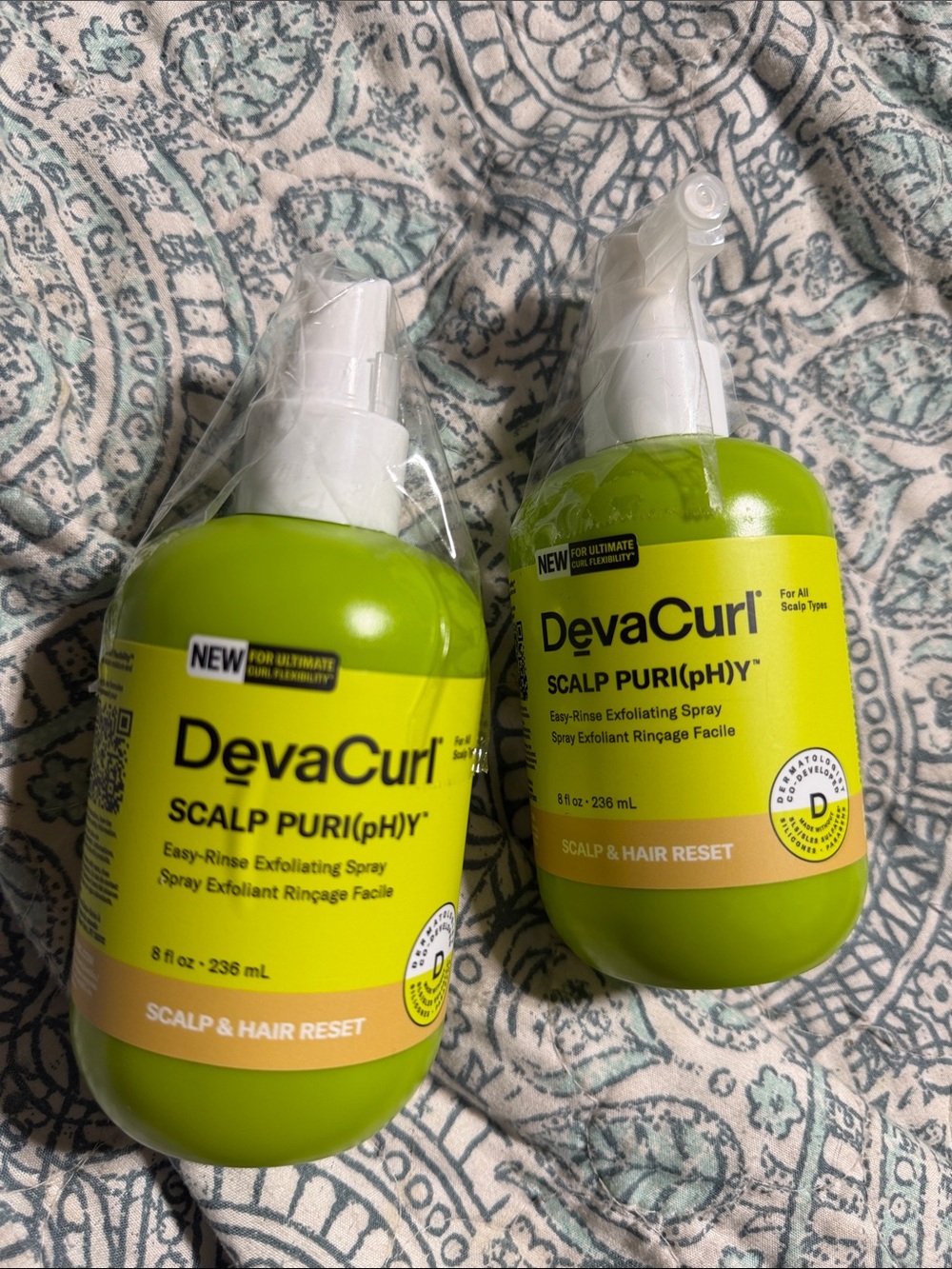 DevaCurl Scalp Puri(pH)y Exfoliating Spray in Bright Green Bottle